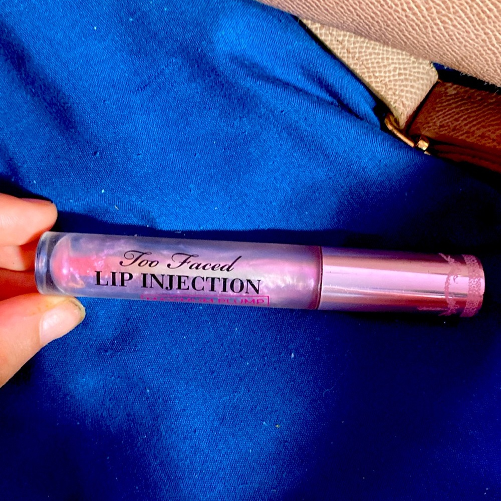 Too faced lip injection maximum plump